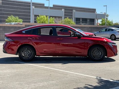 New 2026 Nissan Sentra SV w/ SV Convenience Package FWD image 7