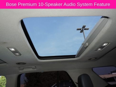 Used 2020 Chevrolet Traverse LT w/ LT Premium Package image 18