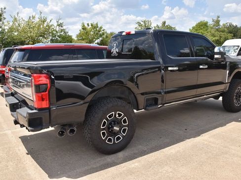 Used 2024 Ford F250 Platinum AWD/4WD image 5