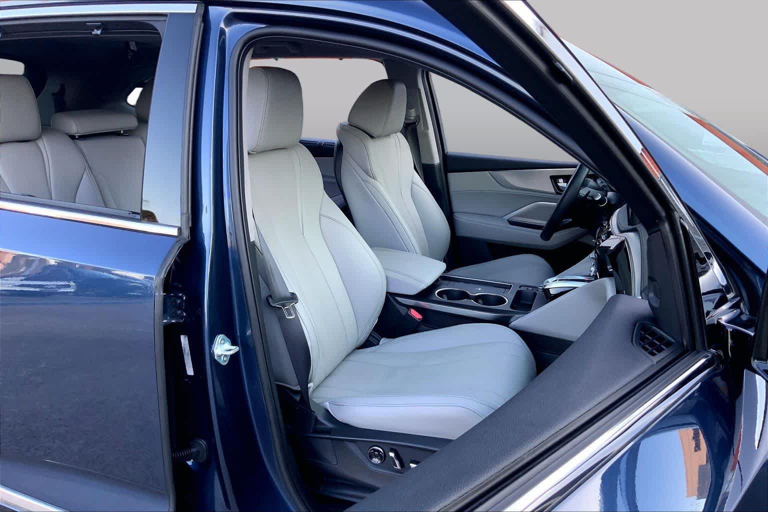 Used 2025 Acura MDX w/ Technology Package AWD/4WD image 9