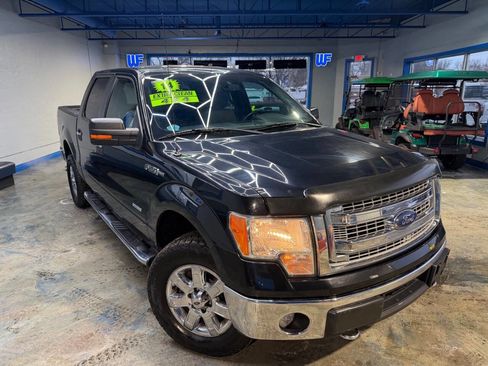 Used 2014 Ford F150 XLT w/ XTR Package image 4