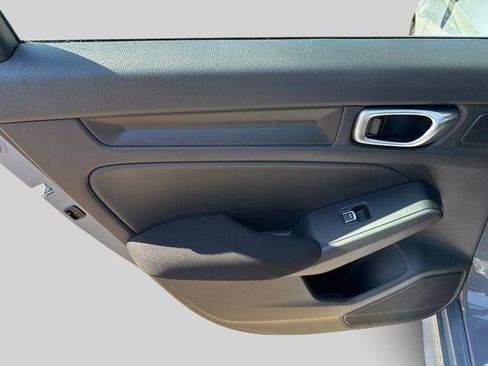 Used 2024 Honda Civic Sport image 13