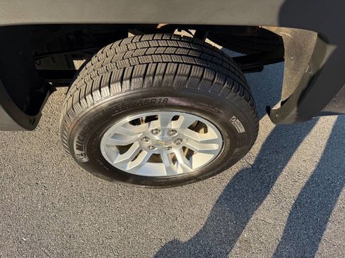 Used 2018 Chevrolet Silverado 1500 LT w/ All Star Edition image 10