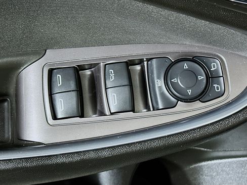 Used 2020 Chevrolet Malibu LT FWD image 13
