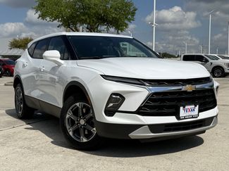 Used 2025 Chevrolet Blazer LT video 2