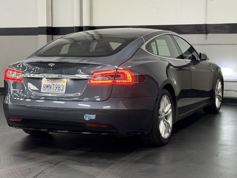 Used 2016 Tesla Model S 60 image 12