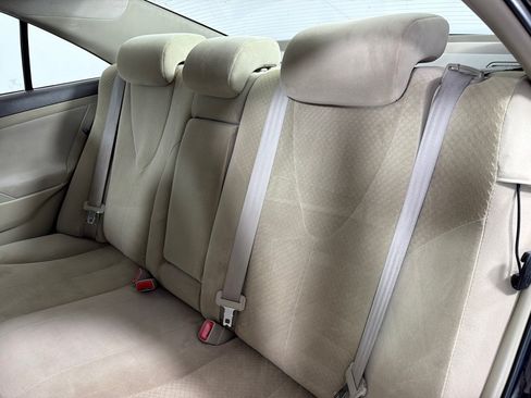 Used 2009 Toyota Camry LE FWD image 15