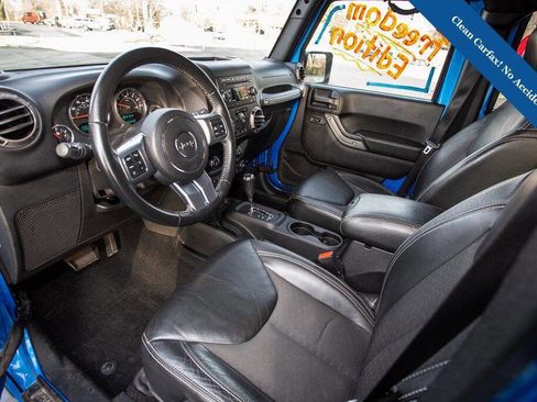 Used 2016 Jeep Wrangler Unlimited Sport image 19