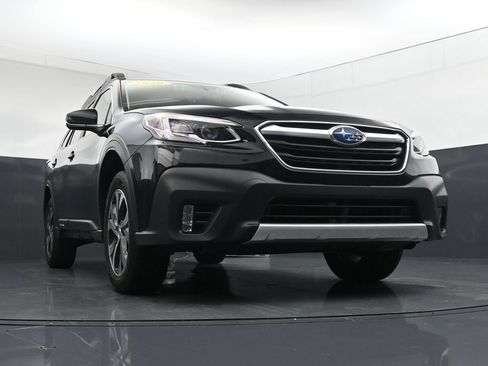 Used 2020 Subaru Outback Limited AWD/4WD image 35