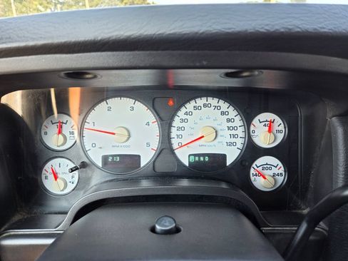 Used 2003 Dodge Ram 2500 Truck SLT AWD/4WD image 12