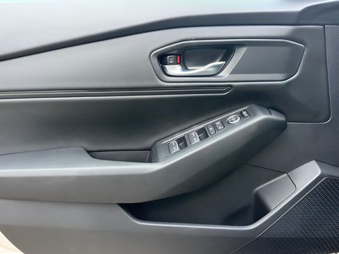 Used 2024 Honda Accord EX image 9