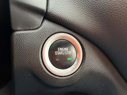 Certified 2023 Chevrolet Equinox LT image 17