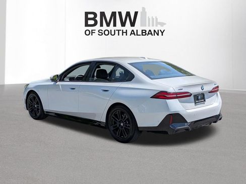Used 2024 BMW 540i xDrive w/ M Sport Package AWD/4WD image 6
