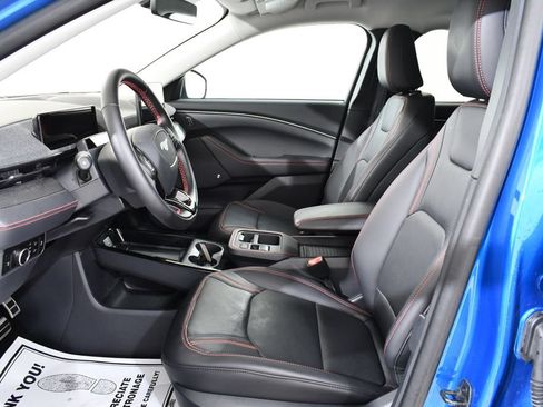Used 2025 Ford Mustang Mach-E Premium w/ Sport Appearance Package AWD/4WD image 6