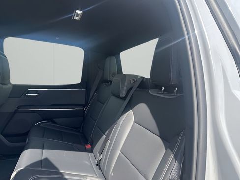 New 2026 GMC Sierra EV Elevation image 18