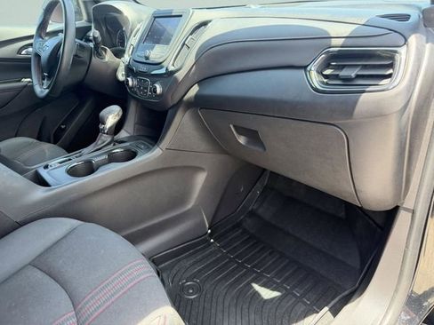 Used 2024 Chevrolet Equinox RS FWD image 15