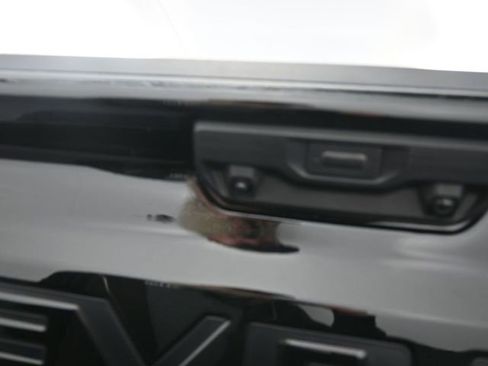 Used 2024 Chevrolet Silverado 1500 LT Trail Boss w/ LT Trail Boss Premium Package image 18