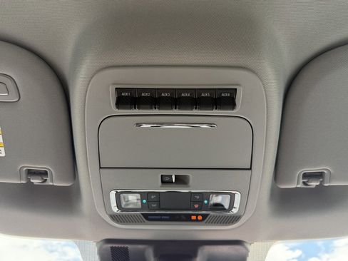 New 2026 Ford F250 Lariat w/ Black Appearance Package image 17