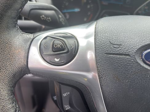 Used 2015 Ford Escape Titanium image 8