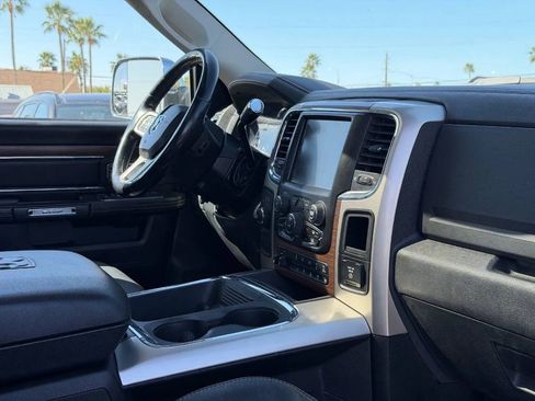 Used 2016 RAM 3500 Laramie w/ Convenience Group AWD/4WD image 30