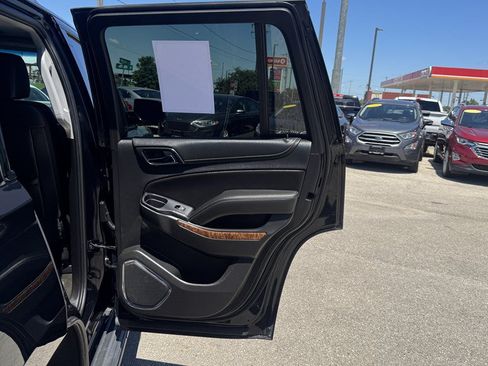 Used 2018 Chevrolet Tahoe Premier w/ RST 6.2L Performance Edition AWD/4WD image 27