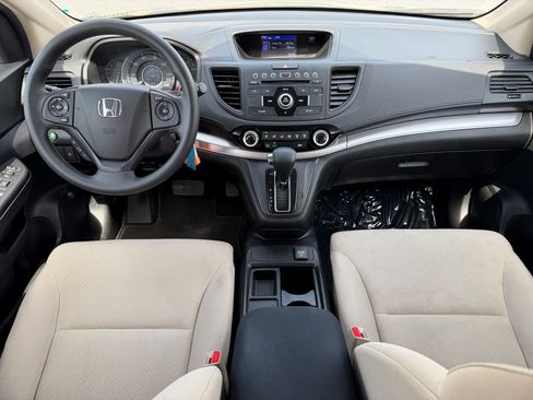 Used 2015 Honda CR-V LX image 2