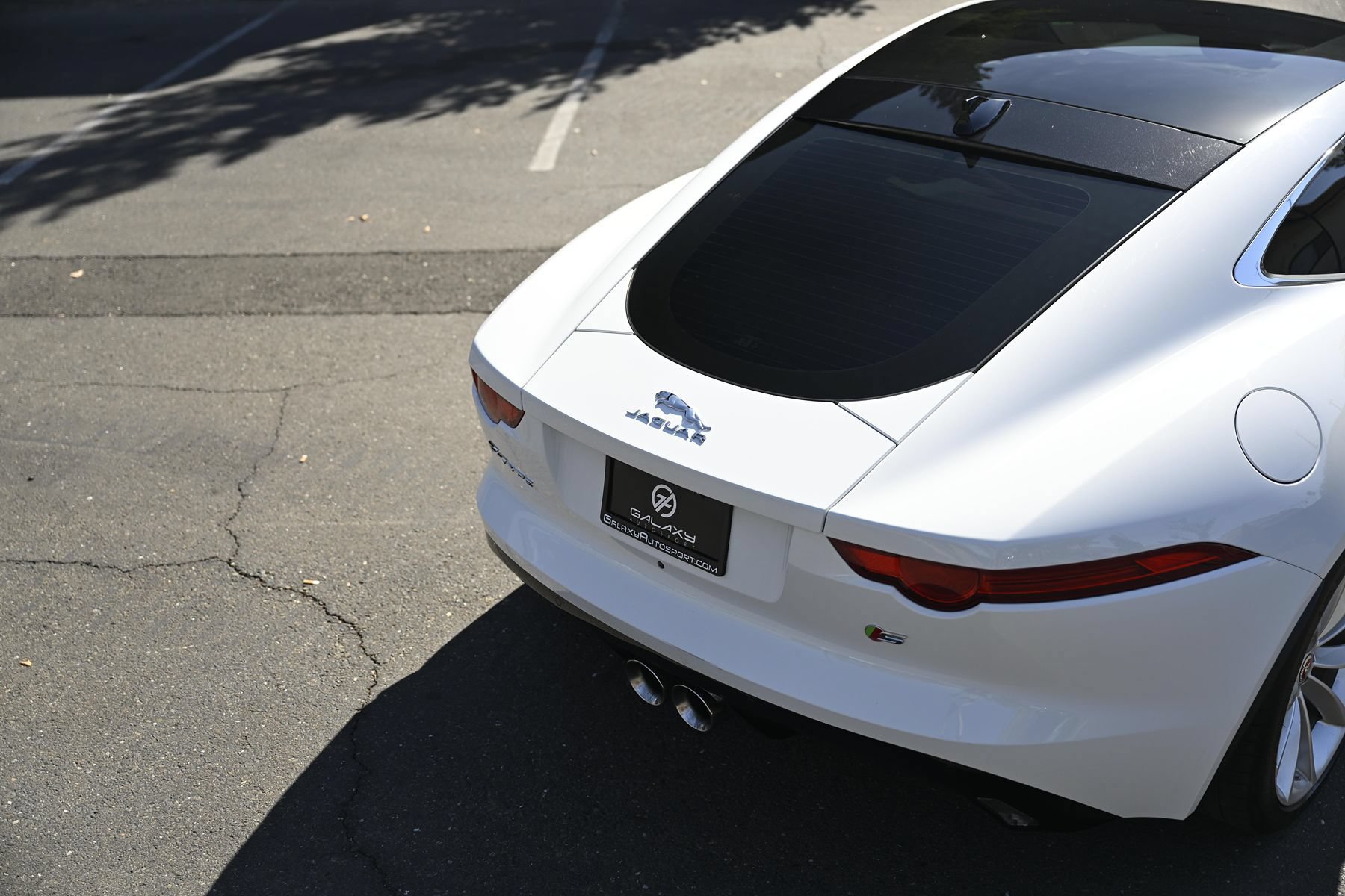 Used 2016 Jaguar F-TYPE S RWD image 9
