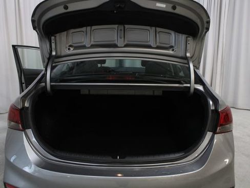 Used 2021 Hyundai Accent SE FWD image 28