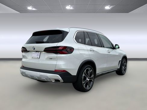 New 2026 BMW X5 sDrive40i w/ Climate Comfort Package RWD image 9