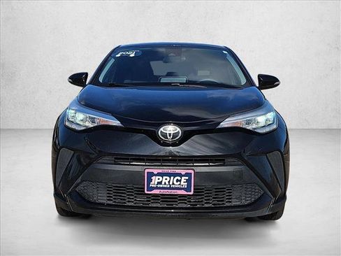 Used 2021 Toyota C-HR LE FWD image 2