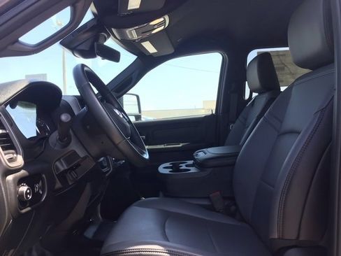 New 2025 RAM 2500 Tradesman w/ Chrome Appearance Group image 10