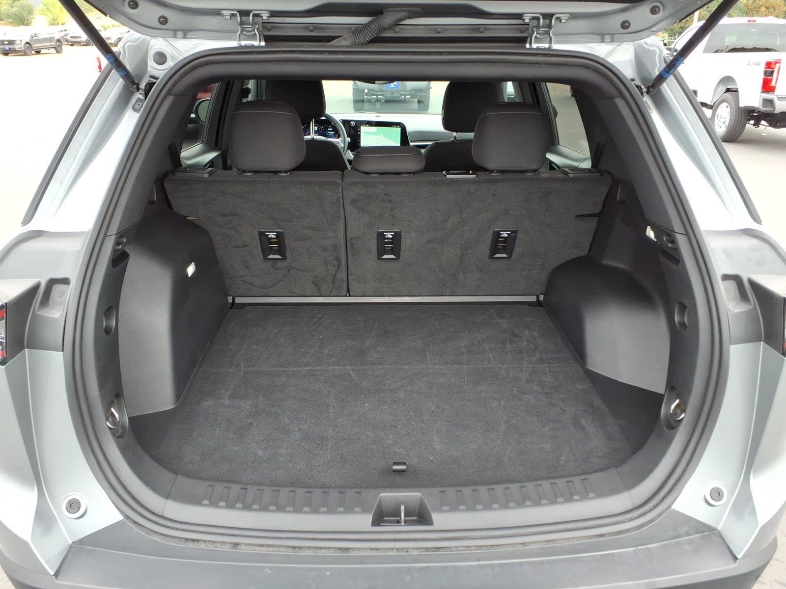 Used 2025 Chevrolet Equinox LT AWD/4WD image 20