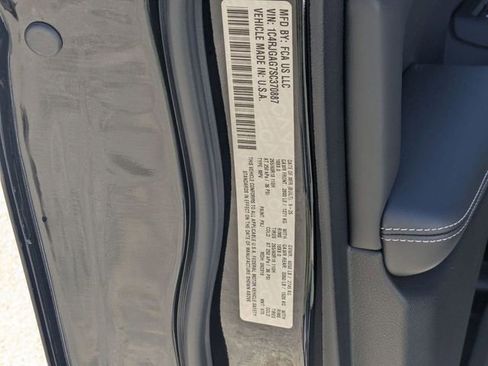 New 2025 Jeep Grand Cherokee Laredo image 42