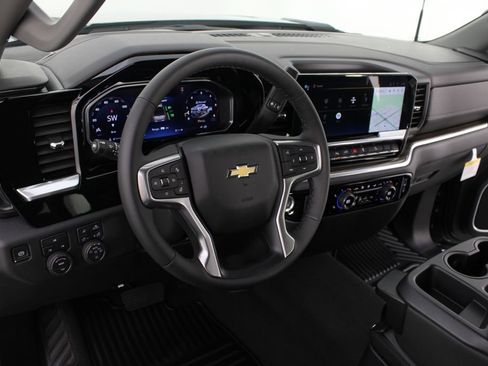 New 2026 Chevrolet Silverado 2500 LT AWD/4WD image 9