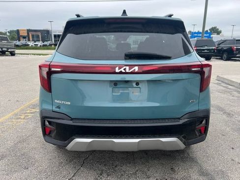 Used 2024 Kia Seltos EX AWD/4WD image 4