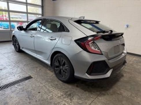 Used 2019 Honda Civic EX image 4