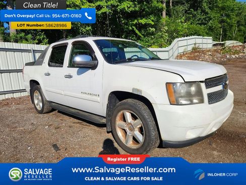 Used 2008 Chevrolet Avalanche LTZ w/ LTZ Preferred Equipment Group AWD/4WD image 5