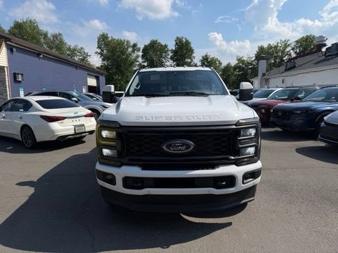 Used 2023 Ford F250 Lariat w/ Lariat Ultimate Package AWD/4WD image 2