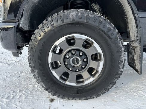 Used 2023 Ford F250 Lariat w/ Lariat Ultimate Package image 14