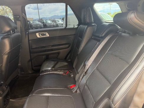 Used 2015 Ford Explorer Sport w/ Equipment Group 401A AWD/4WD image 18