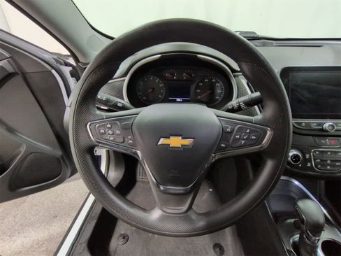 Used 2023 Chevrolet Malibu LT image 23