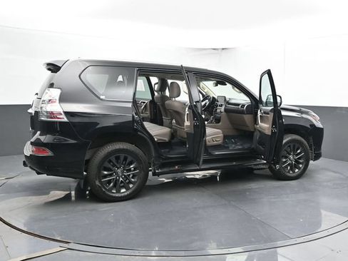 Used 2023 Lexus GX 460 Premium w/ Premium Package AWD/4WD image 56
