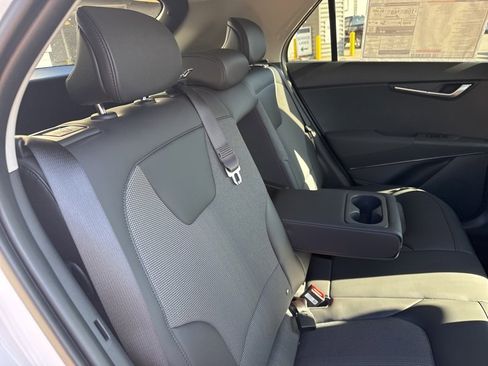 New 2025 Kia Niro EX w/ EX Cold Weather Package image 12
