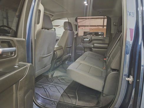 Used 2022 Chevrolet Silverado 2500 LT w/ Convenience Package image 73