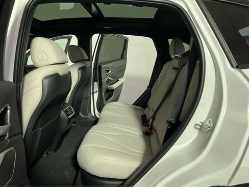 New 2026 Acura RDX SH-AWD image 15