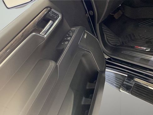 Certified 2025 Chevrolet Silverado 1500 LTZ AWD/4WD image 16