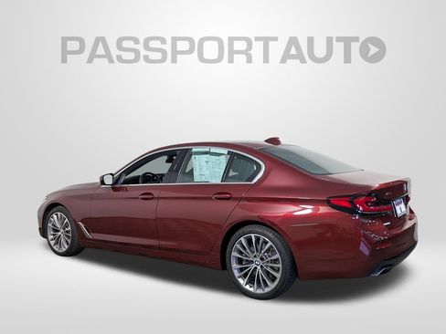 Used 2023 BMW 530i xDrive w/ Premium Package AWD/4WD image 3