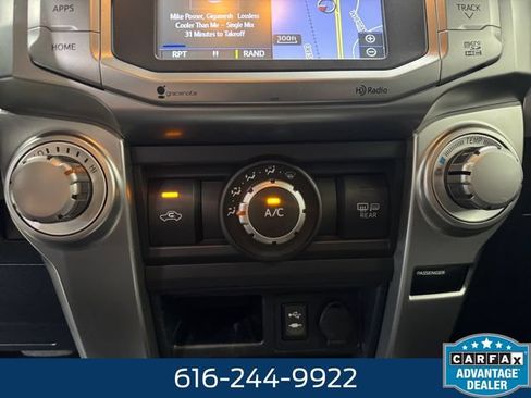 Used 2015 Toyota 4Runner SR5 AWD/4WD image 3