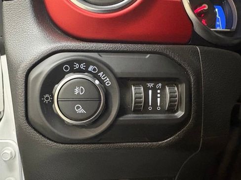 Used 2020 Jeep Gladiator Rubicon image 16