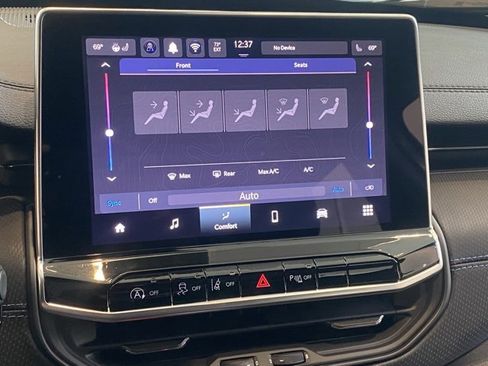 New 2026 Jeep Compass Limited image 19